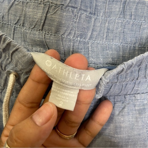 ATHLETA Cabo Linen Wide Legged Pant Drawstring
Size 2 - Picture 2 of 8